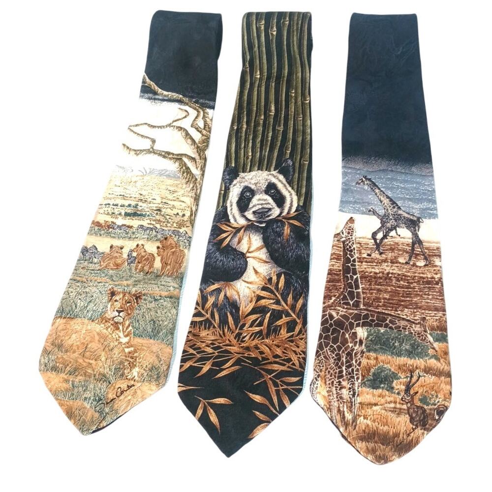 X 3 VTG GREENWICH WORKSHOP ENDANGERED SPECIES TIES GIRAFFE PANDA WILDEBEEST